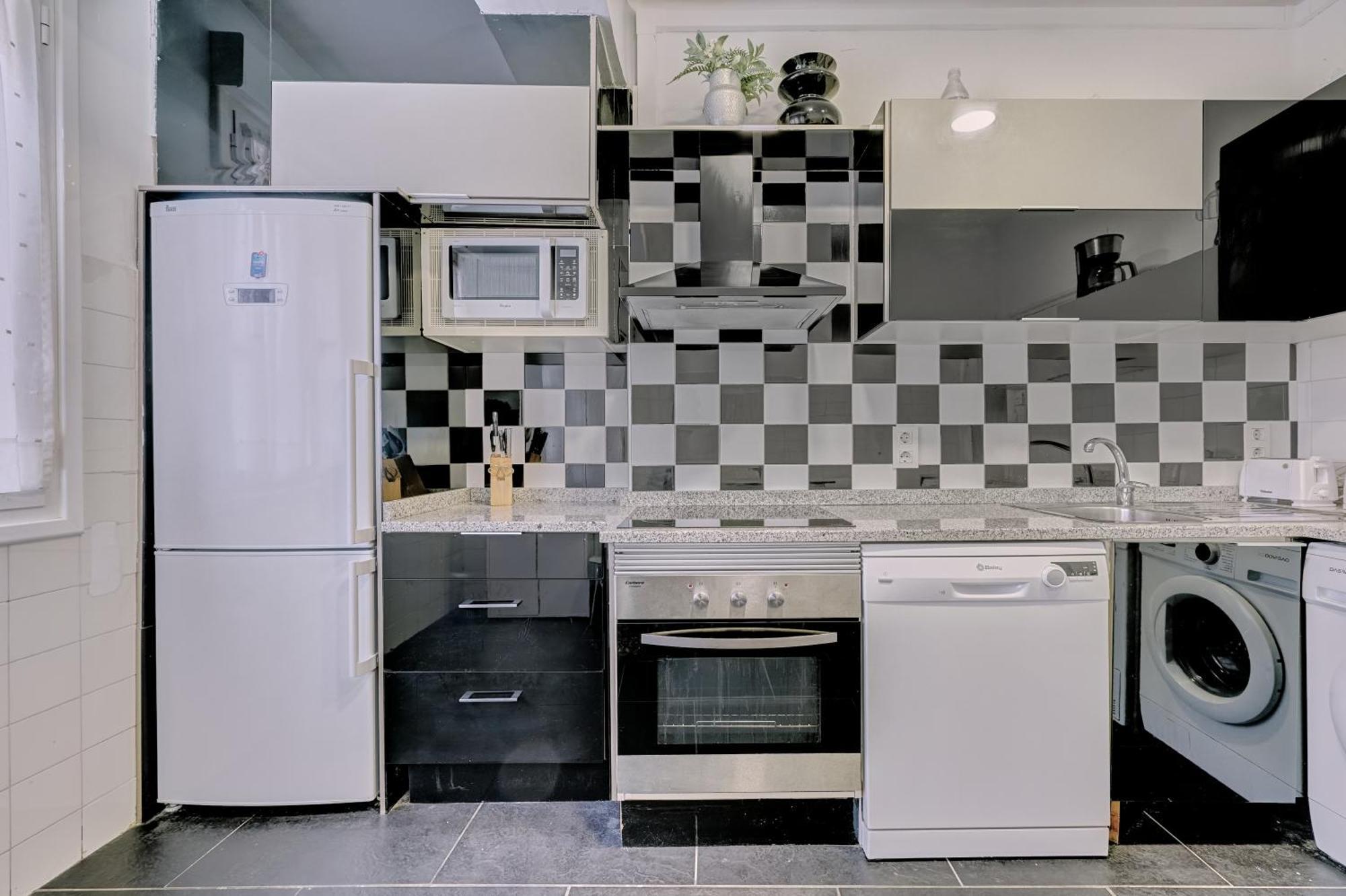 Monasterio By Clabao Apartment Pamplona Luaran gambar