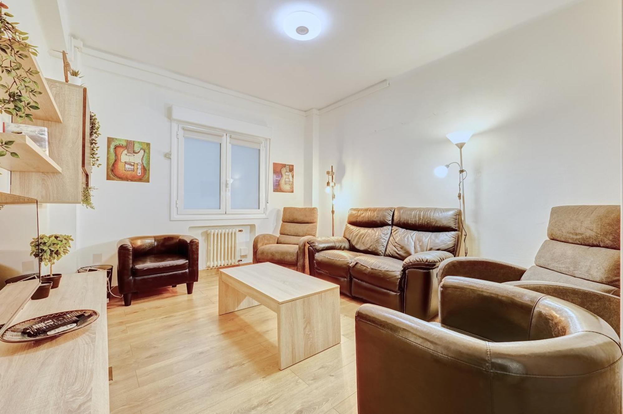 Monasterio By Clabao Apartment Pamplona Luaran gambar