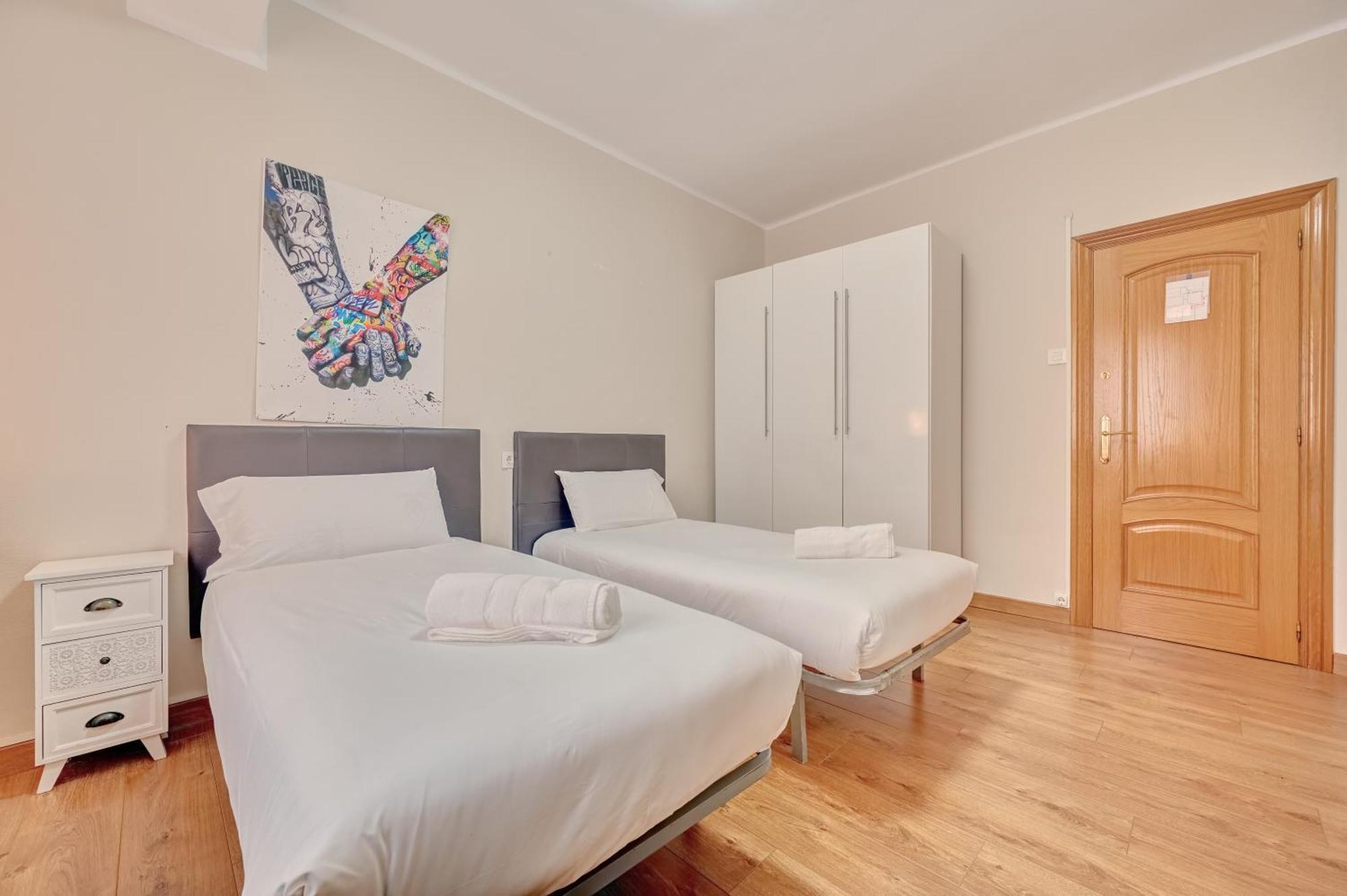 Monasterio By Clabao Apartment Pamplona Luaran gambar