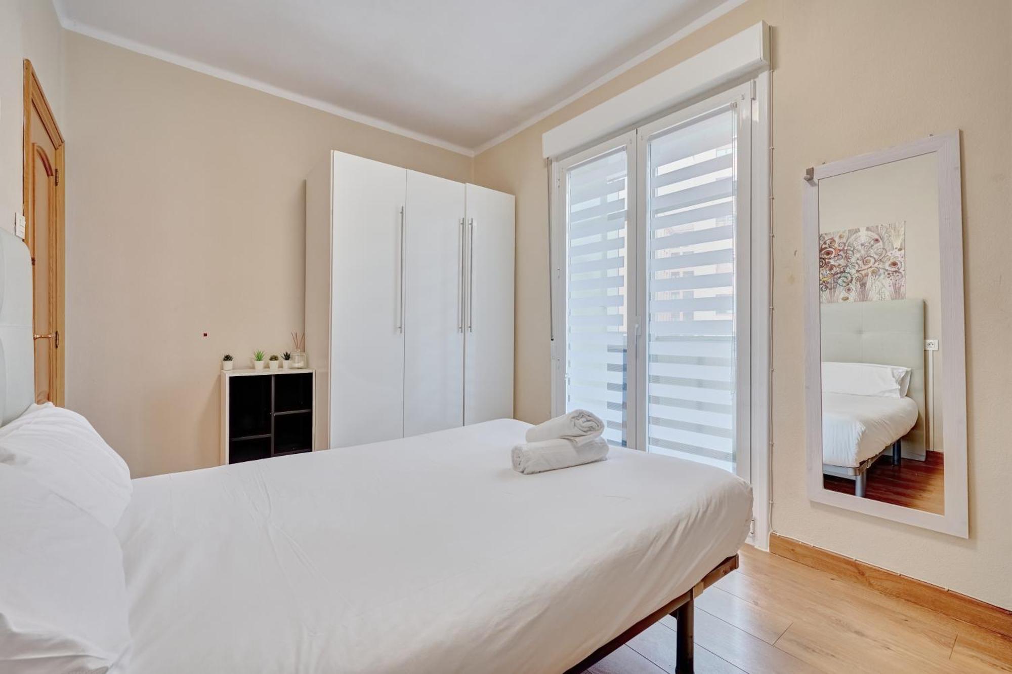 Monasterio By Clabao Apartment Pamplona Luaran gambar