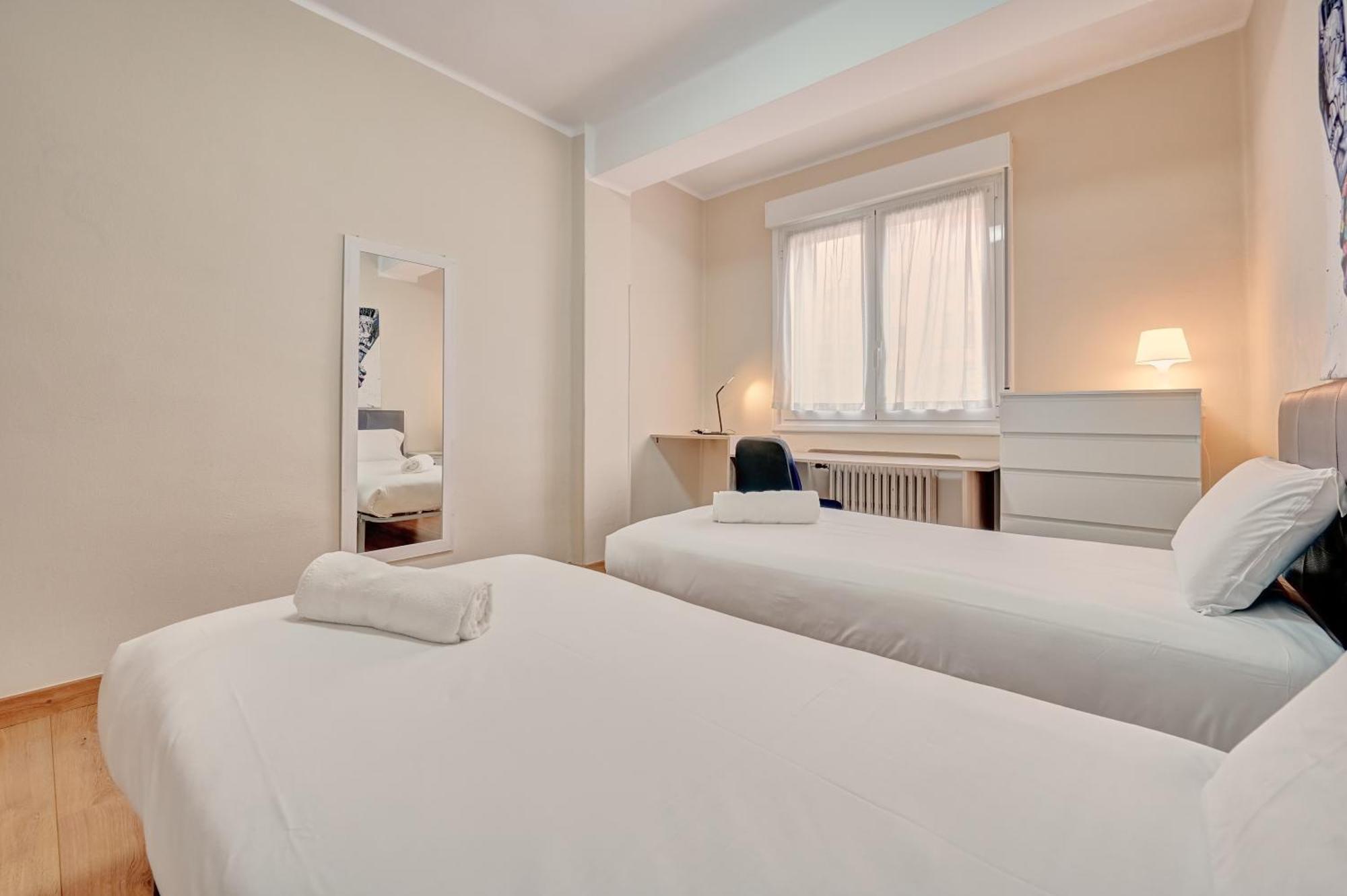 Monasterio By Clabao Apartment Pamplona Luaran gambar